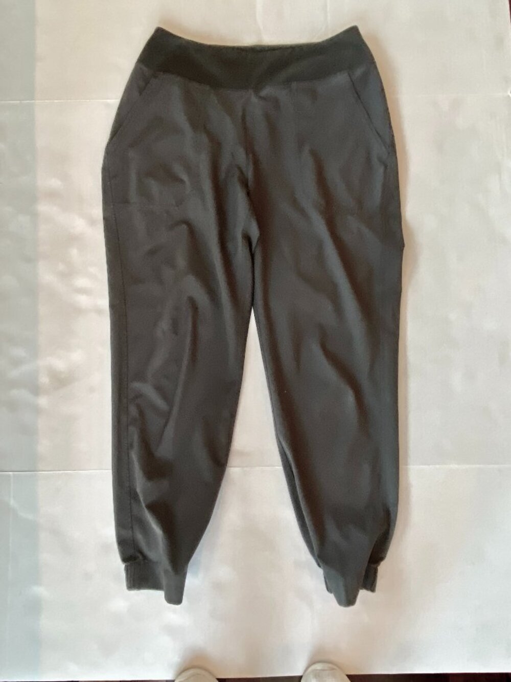 Patagonia Women's Black Lightweight joggers pantsSize small
